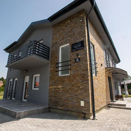 Apartman Paratetis 1 Palić Exteriör bild