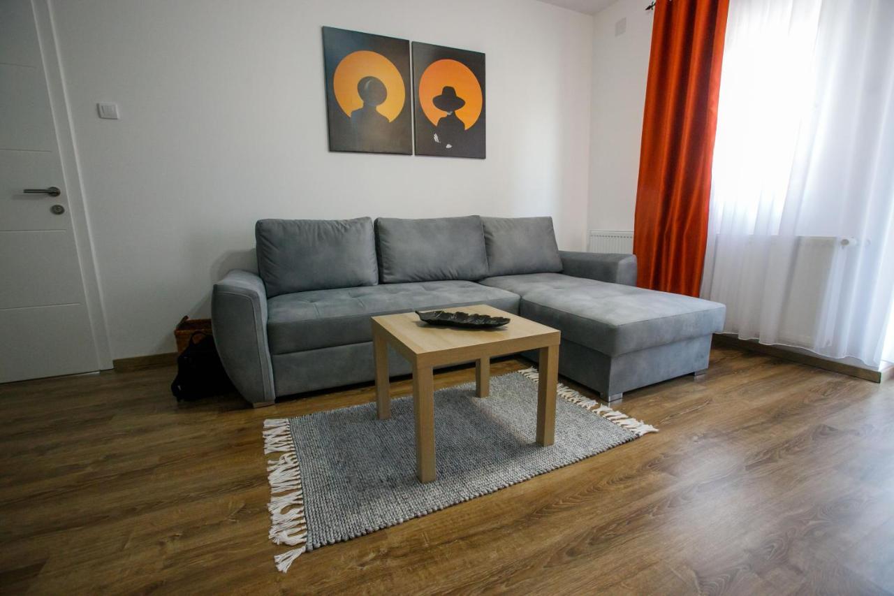 Apartman Paratetis 1 Palić Exteriör bild