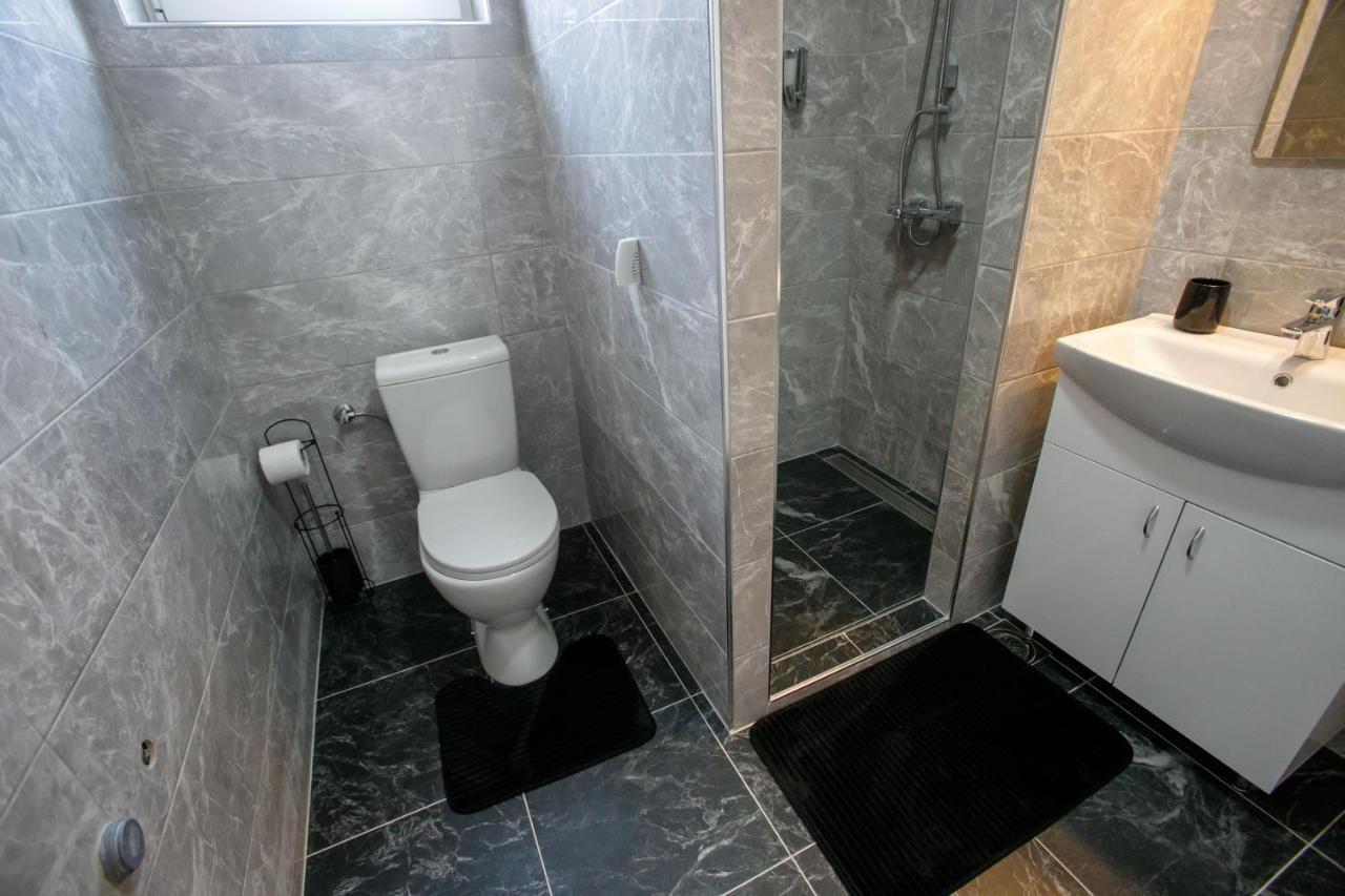 Apartman Paratetis 1 Palić Exteriör bild