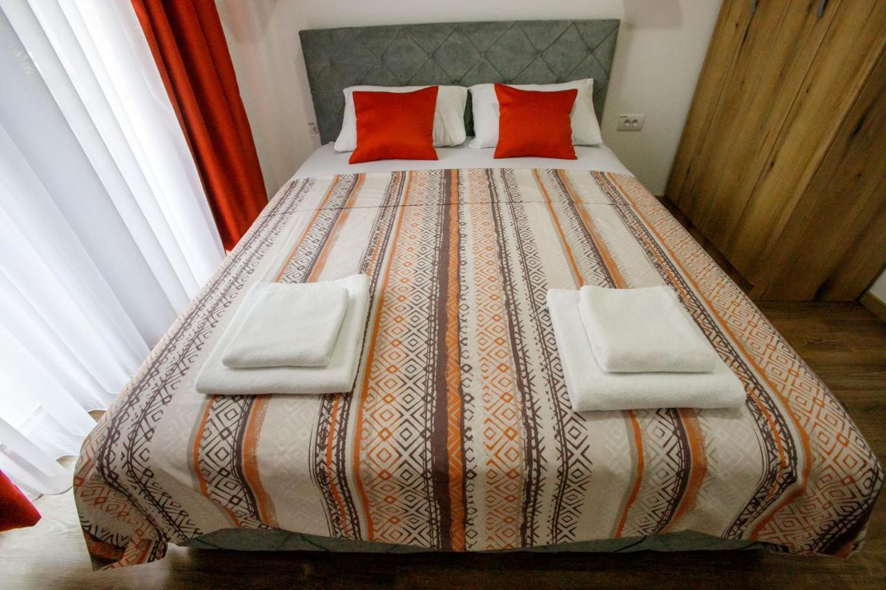 Apartman Paratetis 1 Palić Exteriör bild