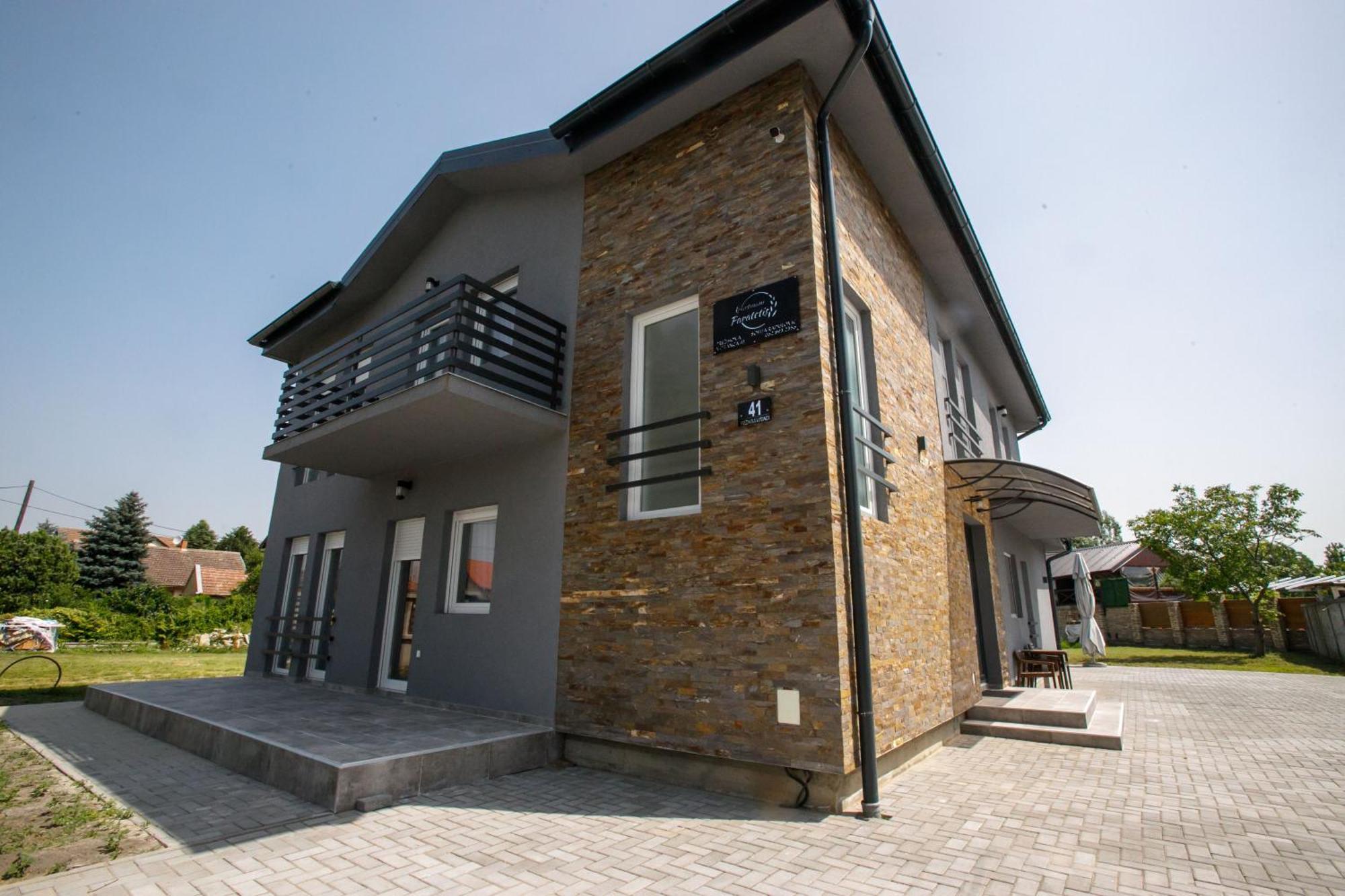 Apartman Paratetis 1 Palić Exteriör bild